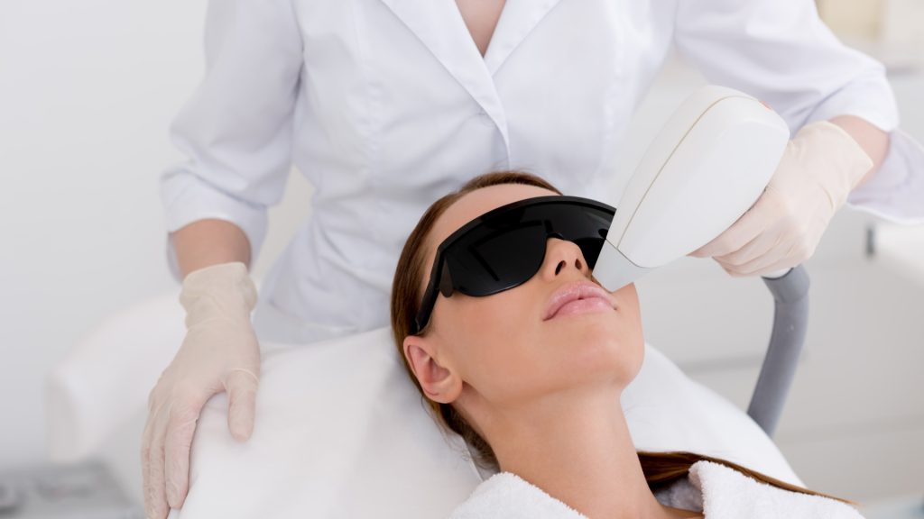 Epilare definitiva faciala laser